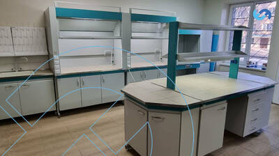 Лабораторні меблі в індивідуальному дизайні - Рис. 1